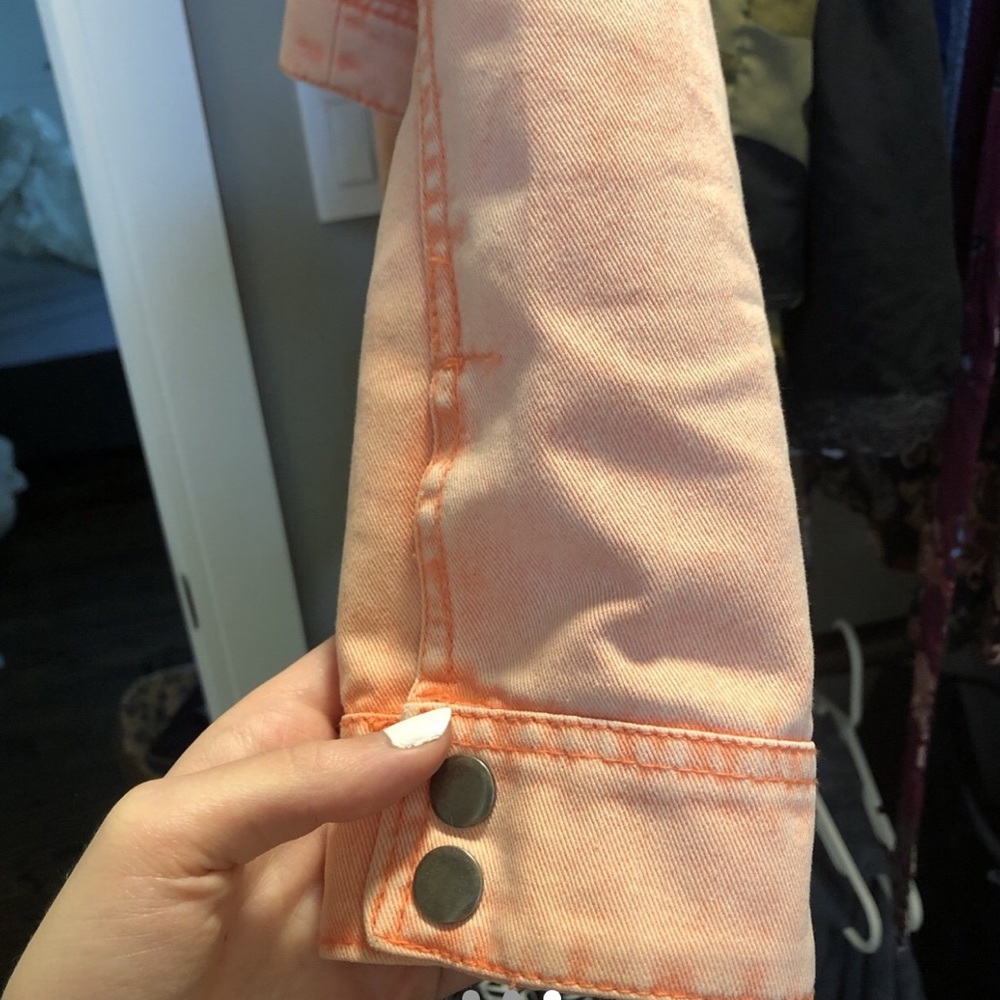 Jean jacket! 🤩 - Picture 3 of 3